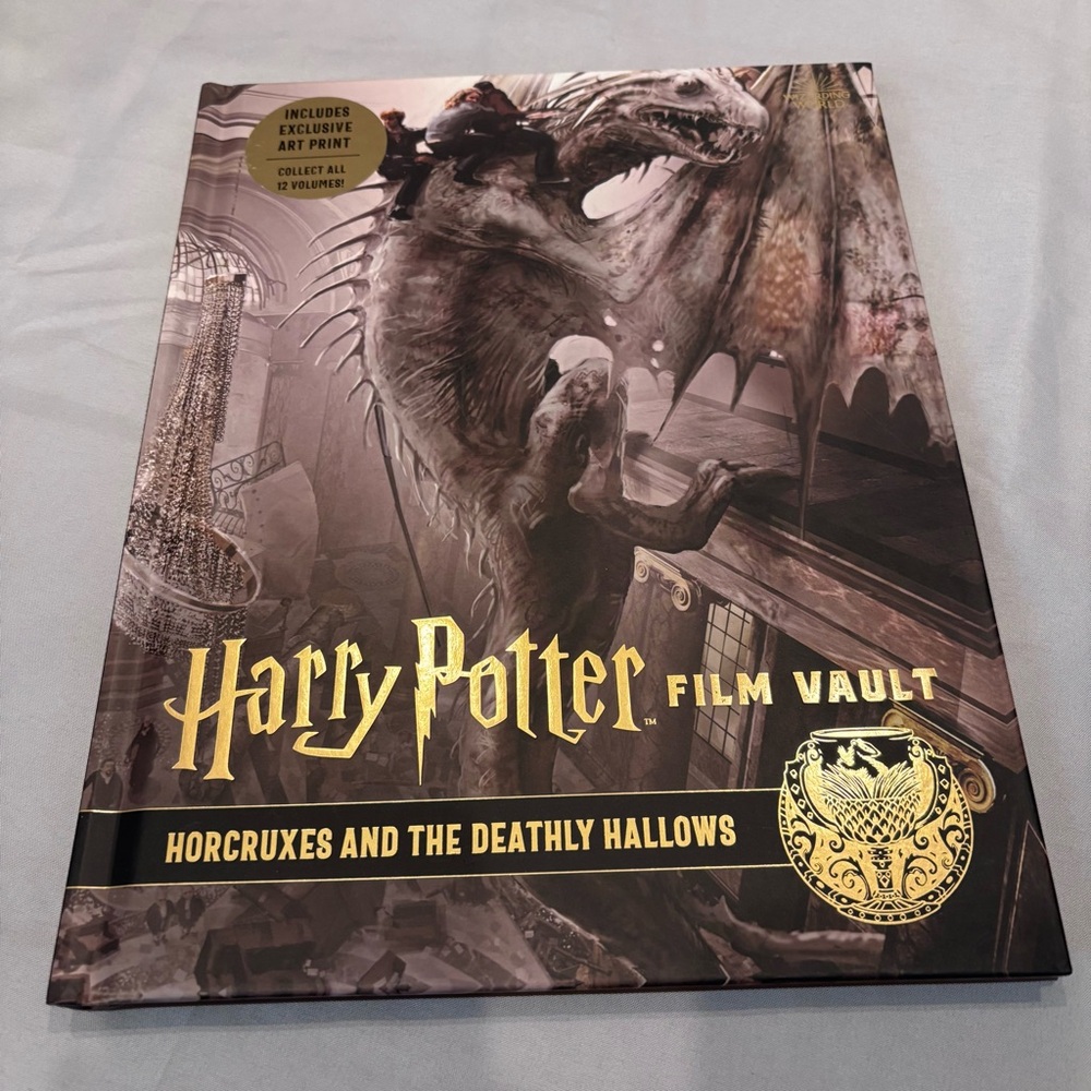 Harry Potter Film Vault Books 1 2 3 4 Diagon Alley Hogwarts Horcruxes Hallows + - Picture 8 of 12
